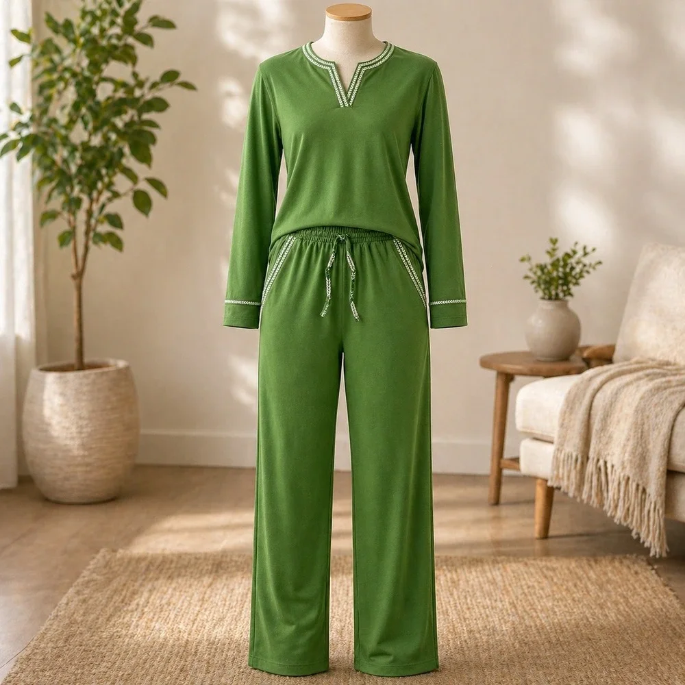 Muk Luks Green Matching Set [PS] Long Sleeve V‎ Neck Top Elastic Waist Pants